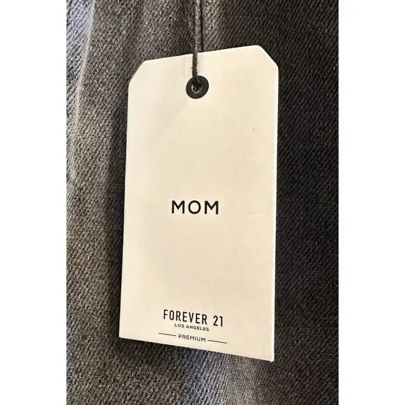 Forever 21 Jeans WMN Sz 30 MOM  Fit Black High Rise RELAXED Taper Button Fly New - Picture 2 of 6
